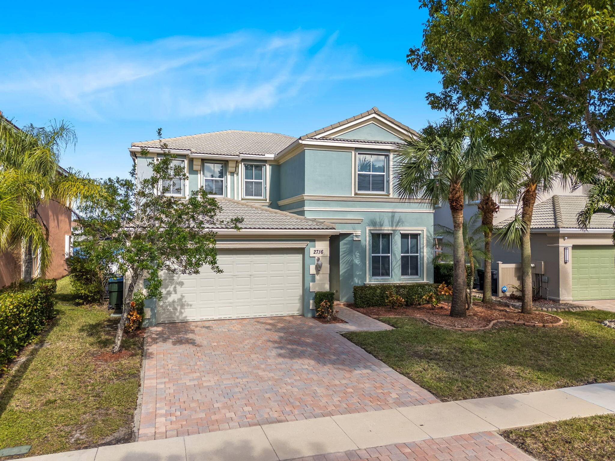Looking for lake views, luxury and resort style living ?