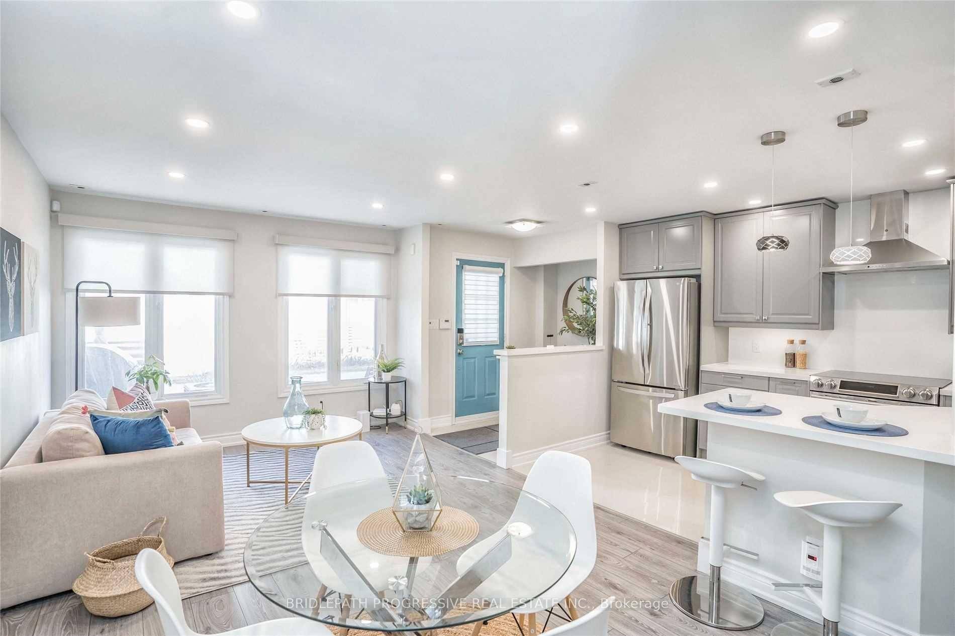 Updated, Modern, and Spacious 3 bedroom Townhouse, Fully Renovated in 2021.