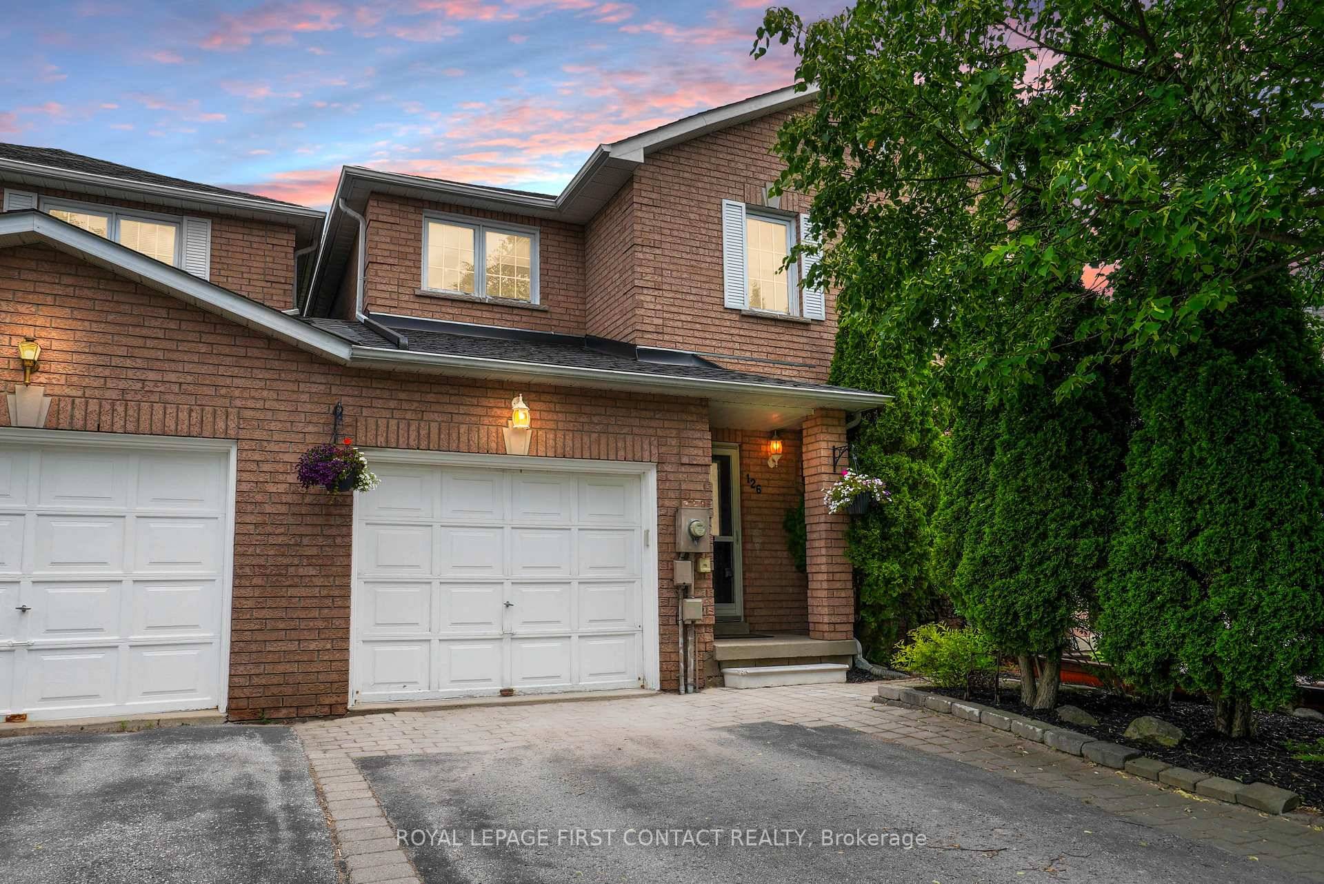 Nestled in the heart of Barries highly desirable and family oriented Bayshore neighbourhood, this immaculate all brick freehold townhome offers the perfect combination of comfort, style, and functionality in a ...
