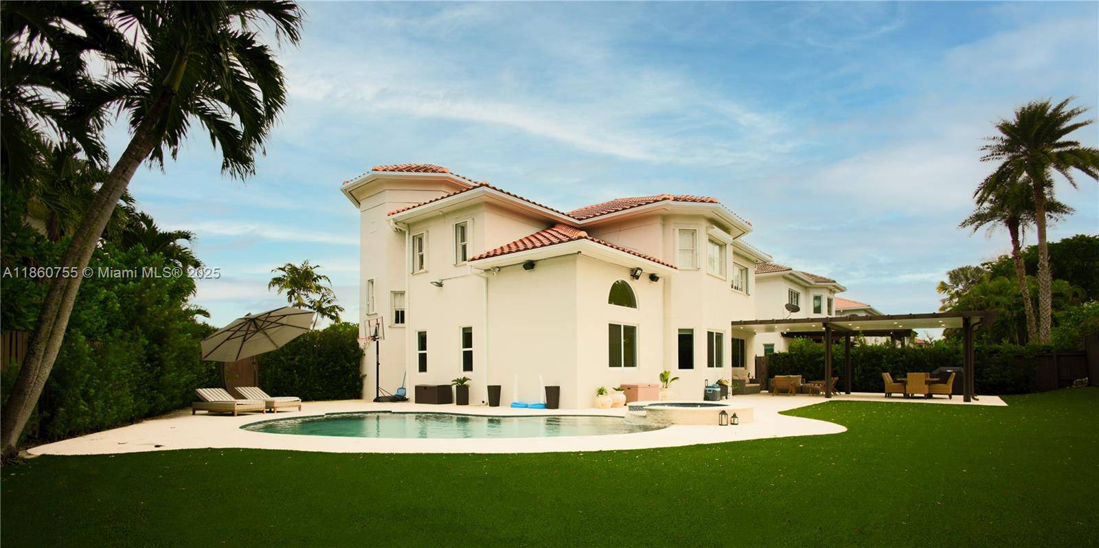 Beautiful 2 story home in the highly desirable Doral Isles Mediterranea community.