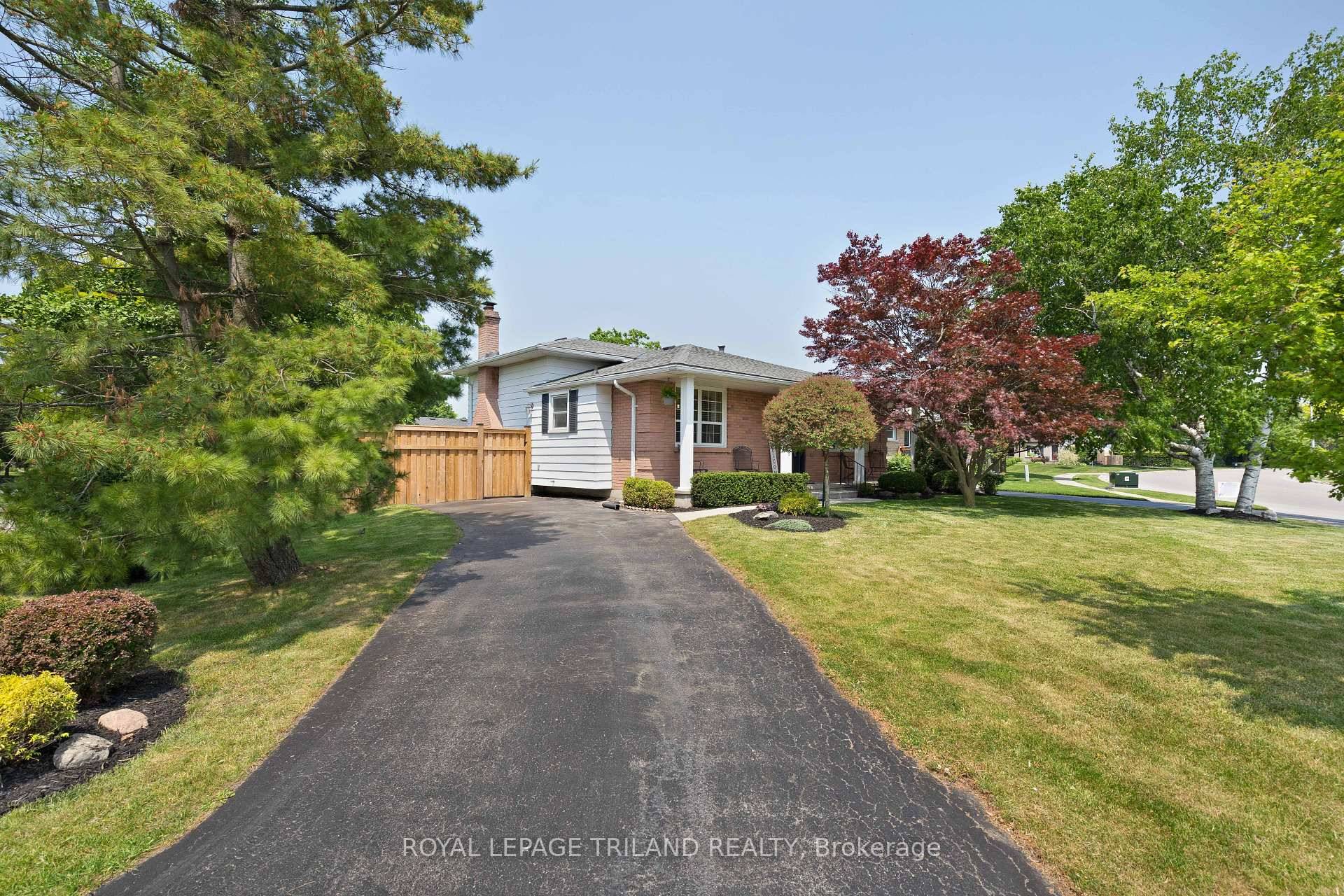 Looking for a Charming Family Home in One of the Best Locations ?