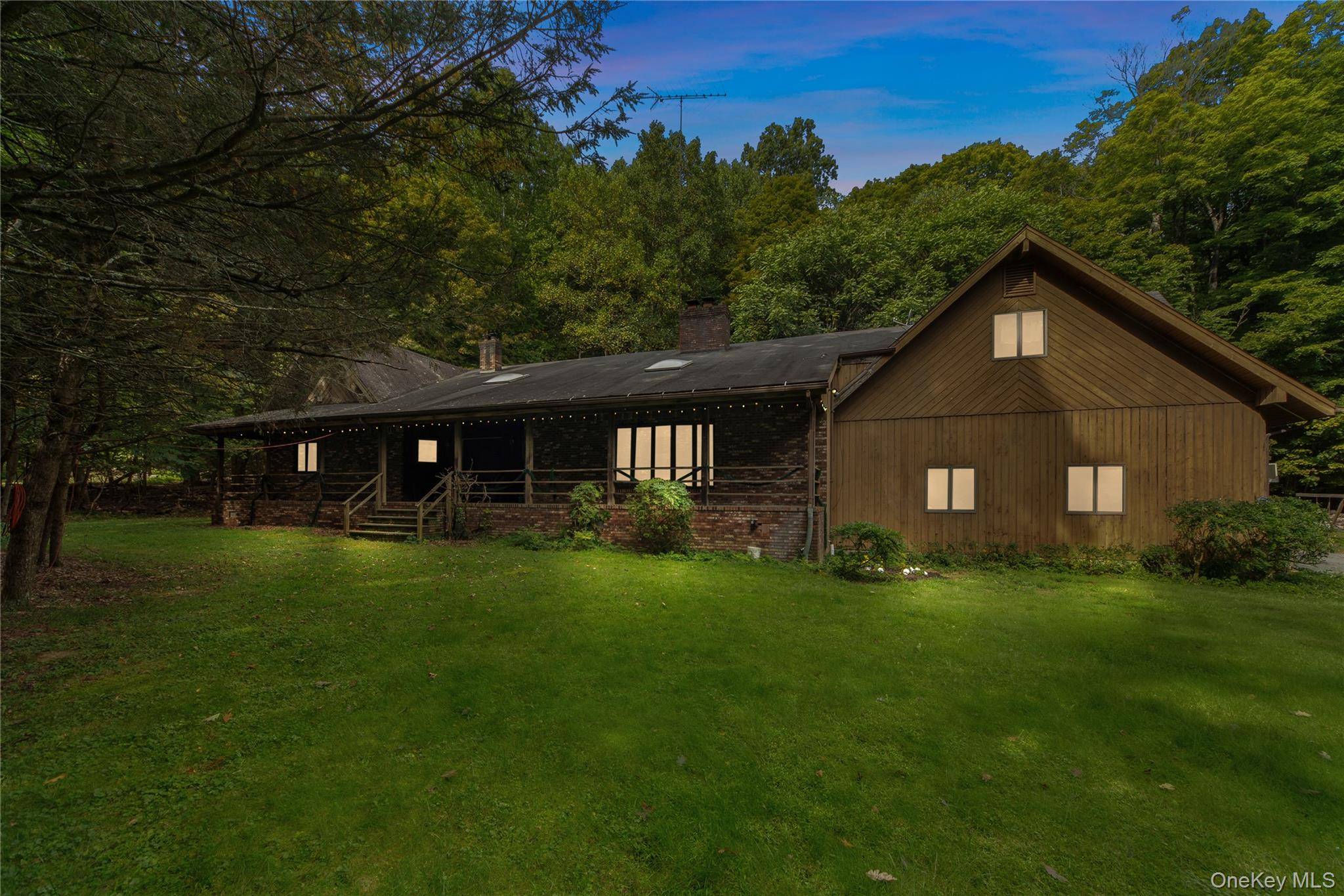 145 Youngblood Rd A Hudson Valley Hideaway with Modern Flexibility Buyers receive special VIP perks including 5.