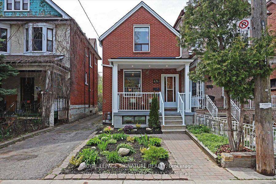 Welcome to This Beautiful Basement in the Growing Dovercourt Village !