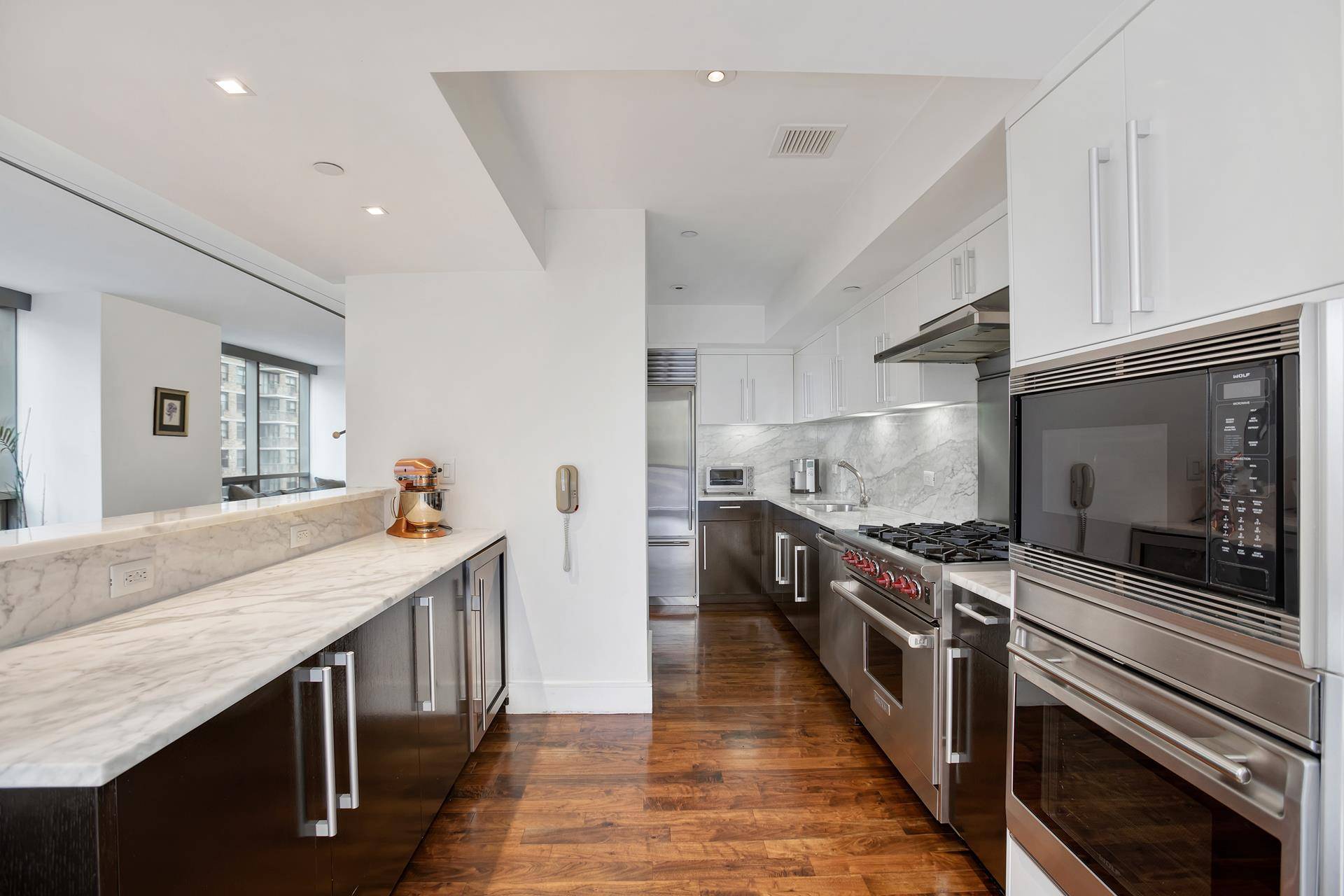 Modern elegance meets Upper East Side charm in this spacious 4 bed, 4.