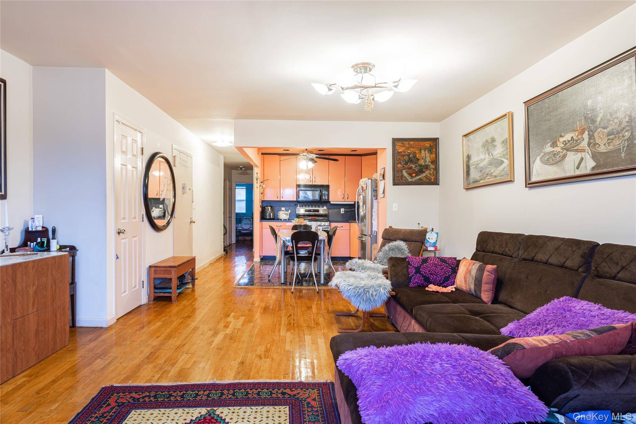 Run, don't walk. A rare opportunity to own a 3 bedroom, 3 bathroom house located in the desirable neighborhood of Brooklyn.