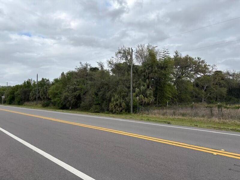 Vacant lot located just east on northbound US 98 in Okeechobee County.