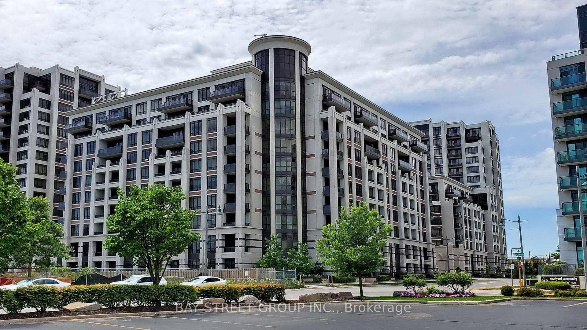 Welcome to this spacious 2 1 bedroom condo with 1, 016 sq ft per MPAC and soaring approx.
