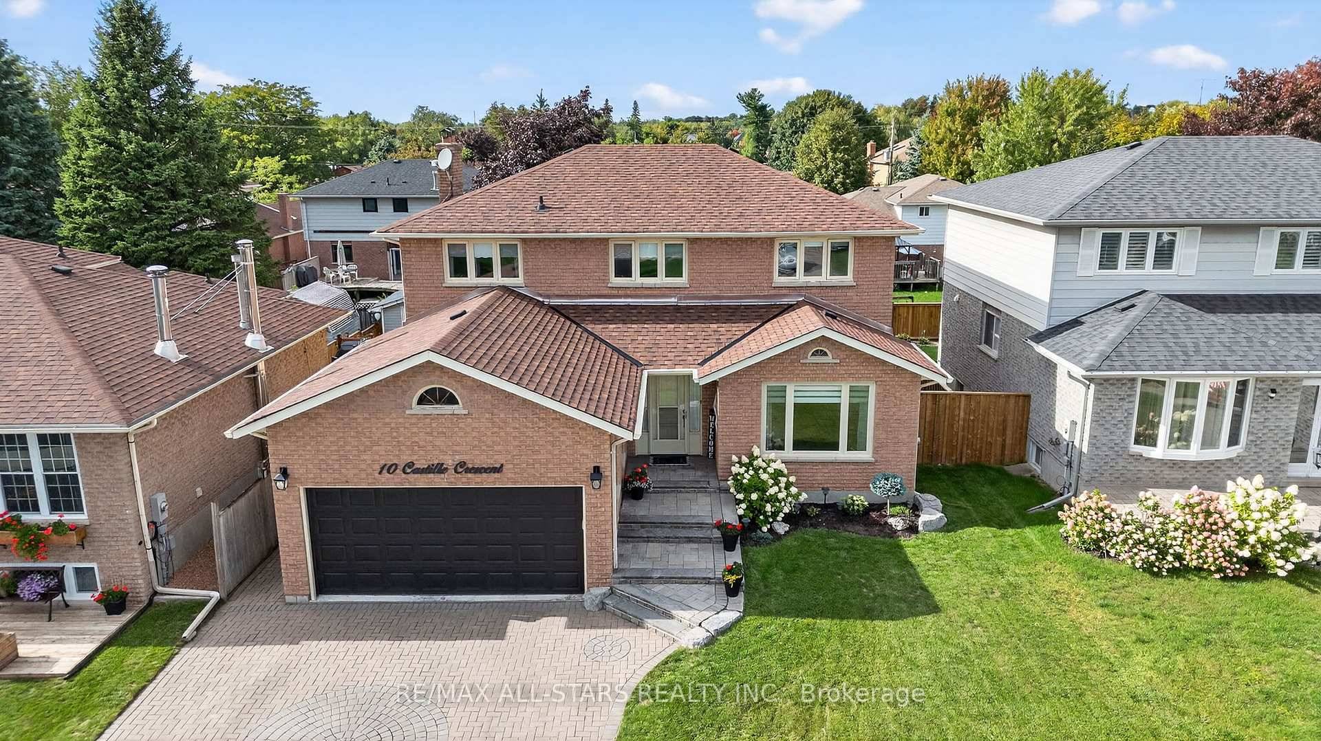 Video amp ; Floor plans Coming Soon Don't miss out on this lovely, all brick home in a desirable, family friendly neighbourhood offering pride of ownership and a fabulous lower ...