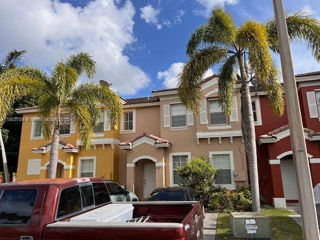 Gated Community, pool for residents, great for families, good schools, easy to show.