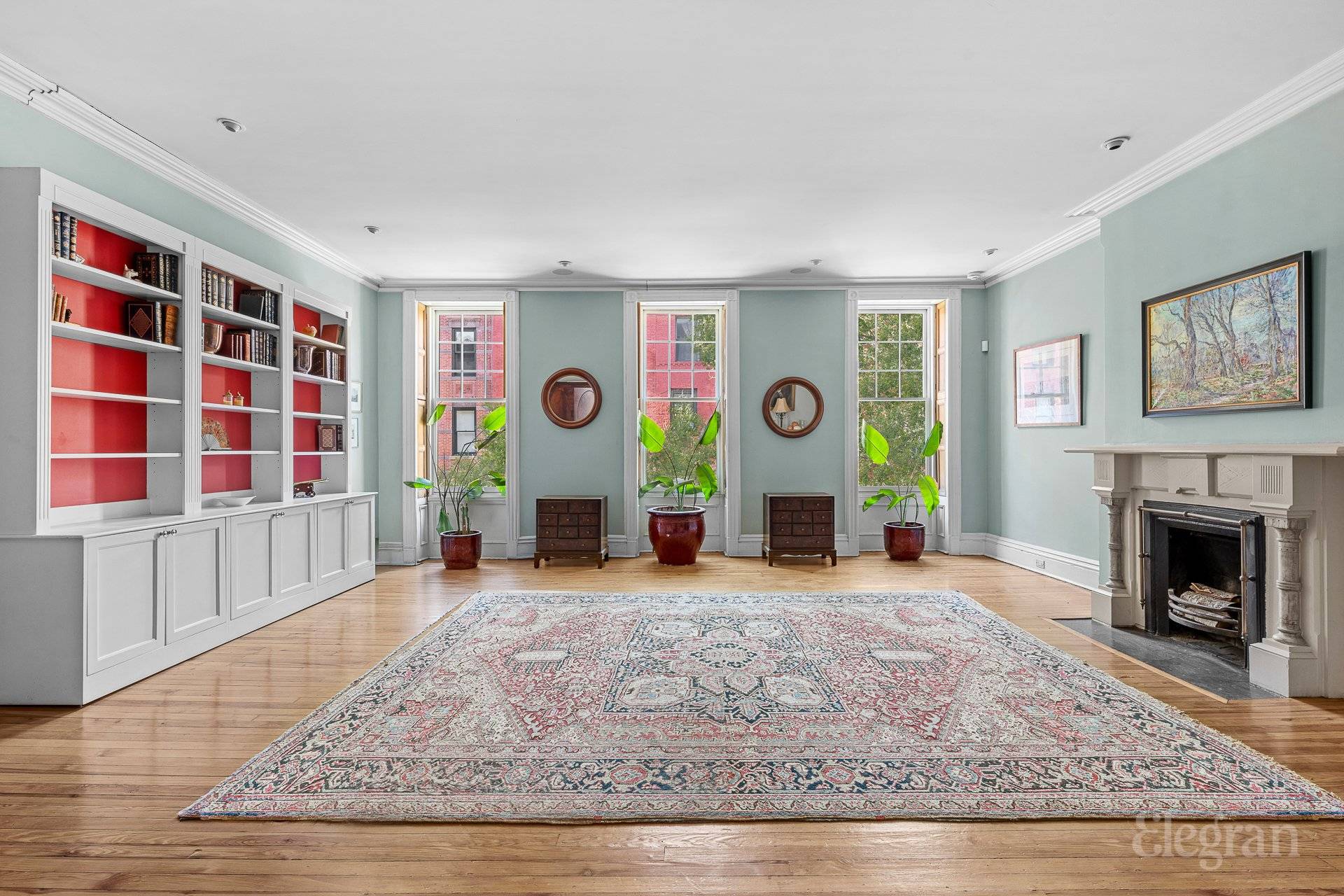 A stunning four bedroom duplex, co op within a gracious 23 foot wide townhouse on Waverly Place in the heart of Greenwich Village.