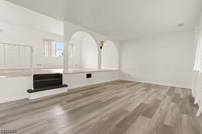 Welcoming a Perfect starter home to the Market.