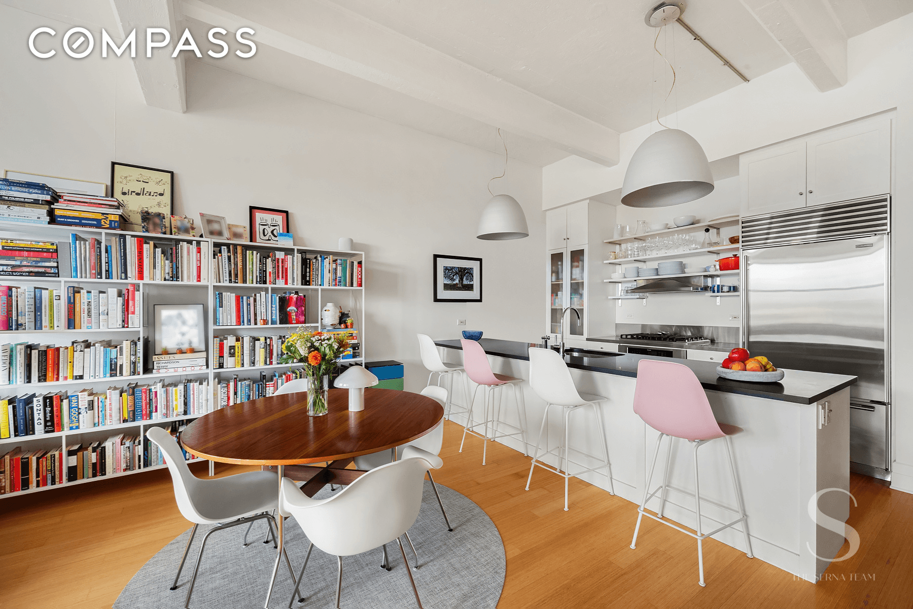 LEGAL 1 BEDROOM FLEXIBLE 2 BEDROOM OFFICE, 2 BATH LOFT Welcome to 70 Washington Street, one of DUMBO s most sought after loft conversions.