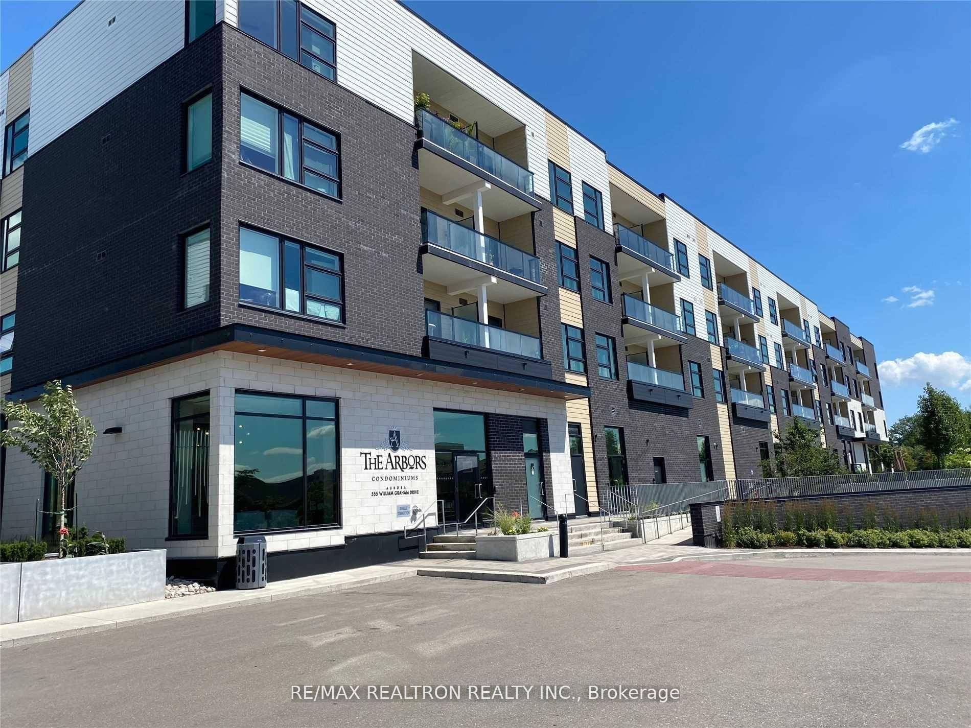 Fabulous 2 Bedroom Penthouse at The Arbors in Aurora.