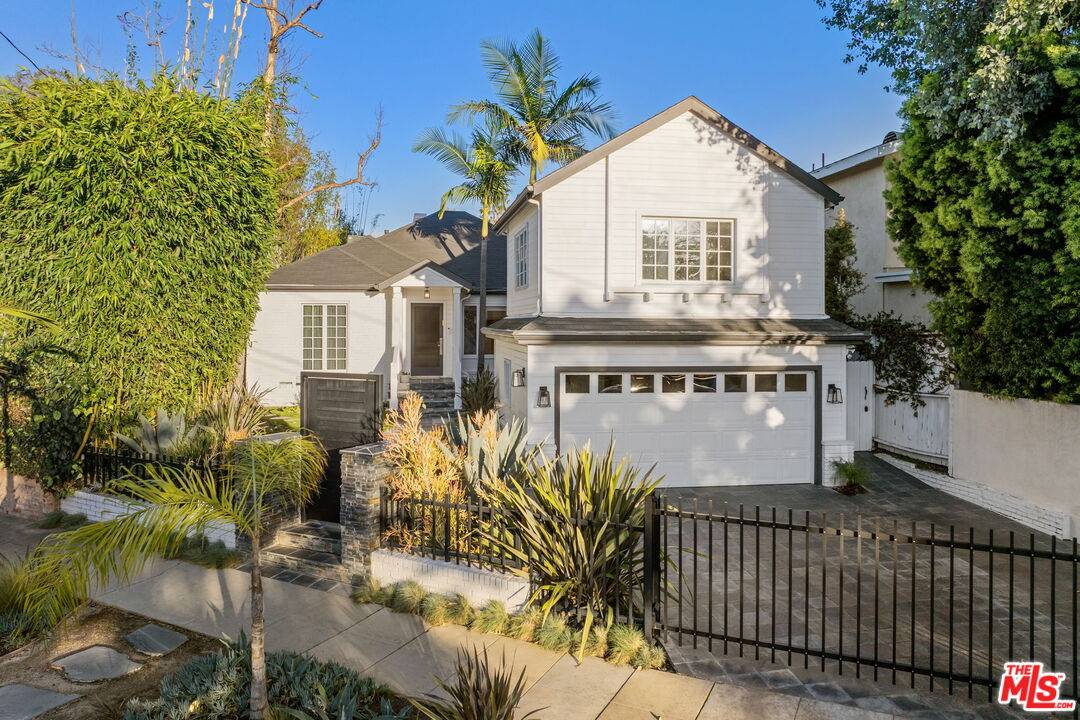 218  S Bundy Dr 3BR Brentwood La