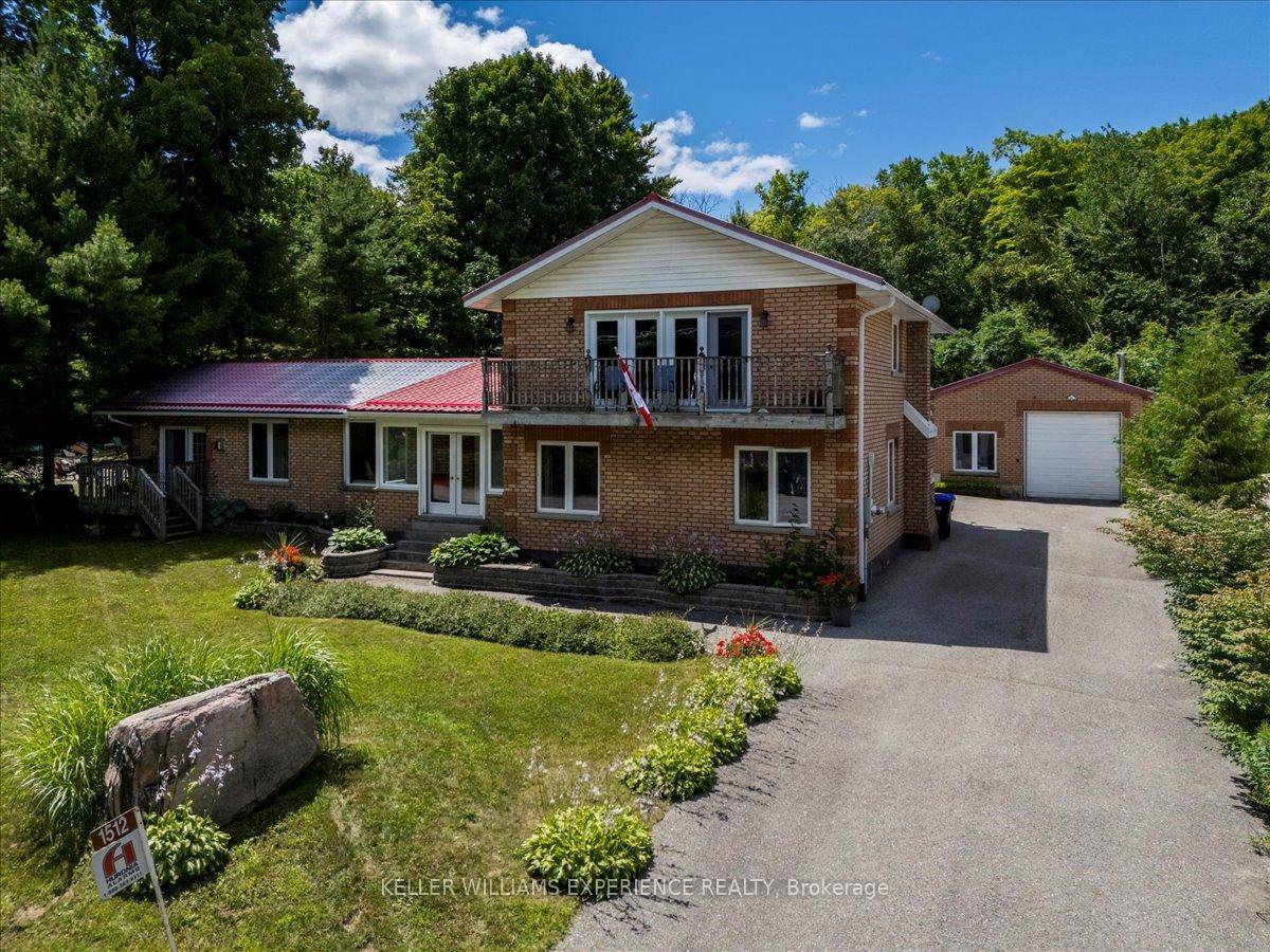 Welcome to this stunning 5 bedroom, 2 bathroom property with breathtaking views of Georgian Bay !