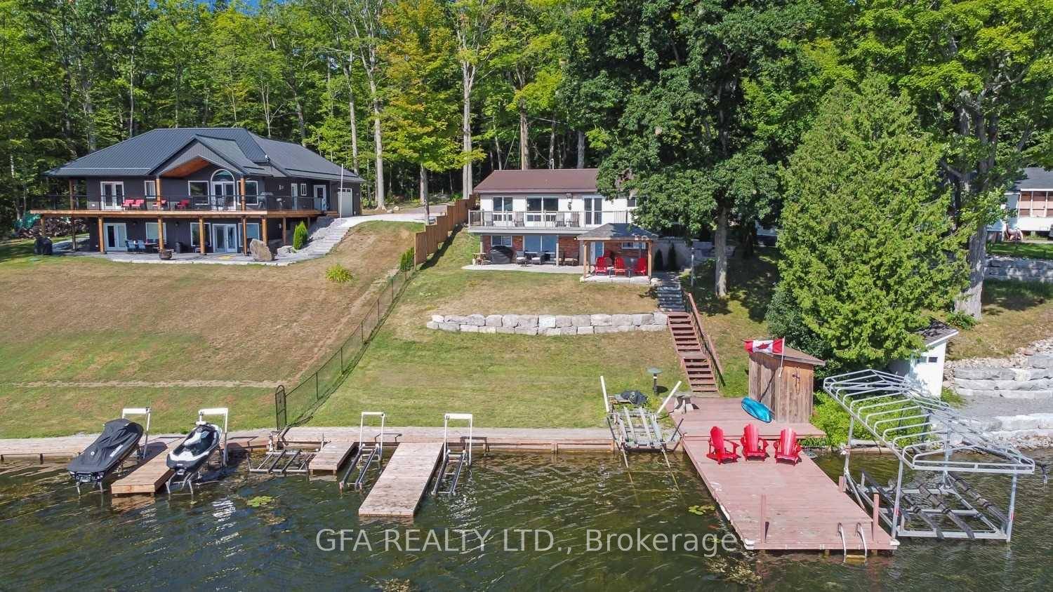 Client RemarksAbsolutely stunning riverfront cottage situated on the tranquil Otonabee River at Rice Lake.