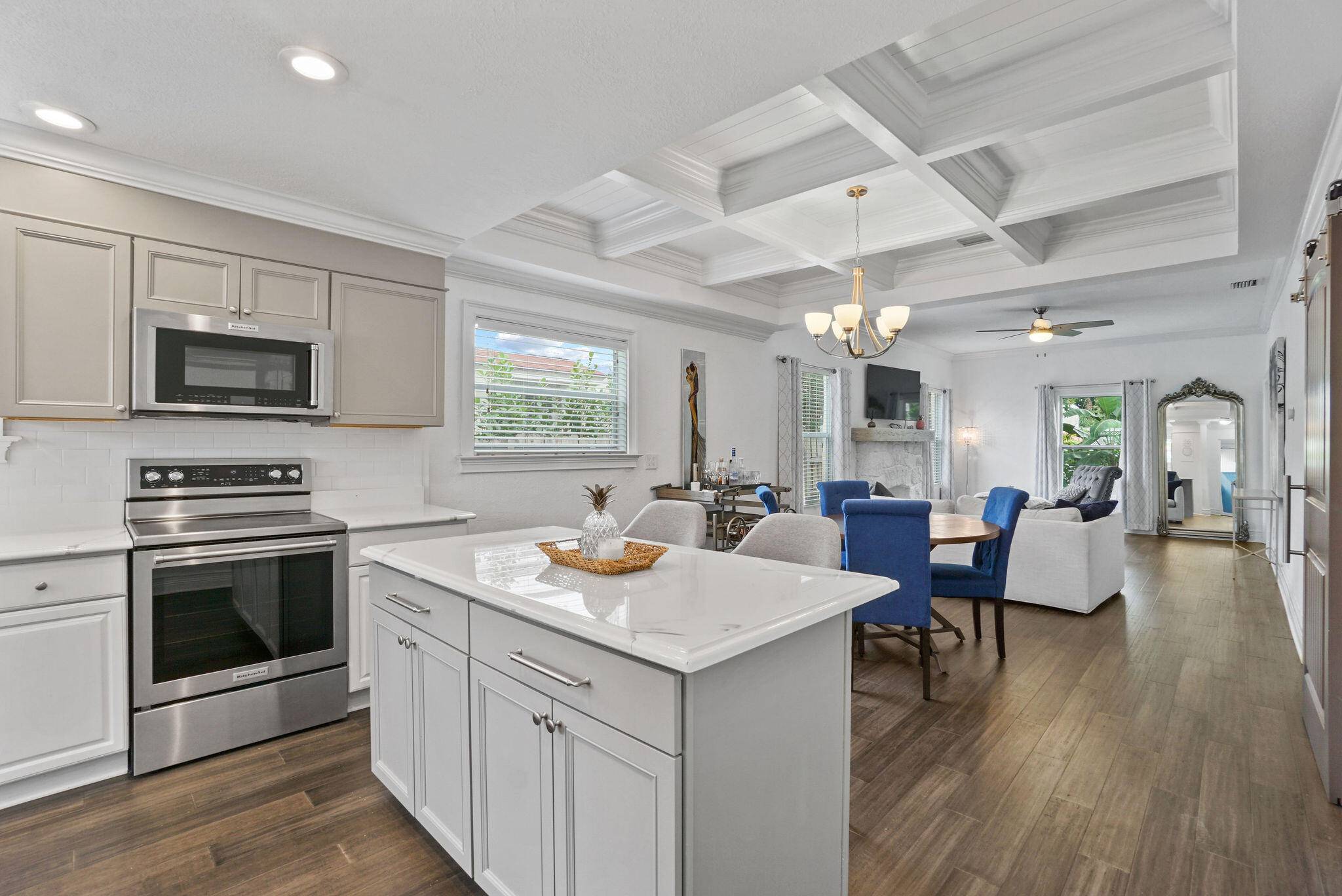 This unique Spanish missionary styled home offers 3 bedrooms and 3 bathrooms in the highly sought after Sunshine Park.