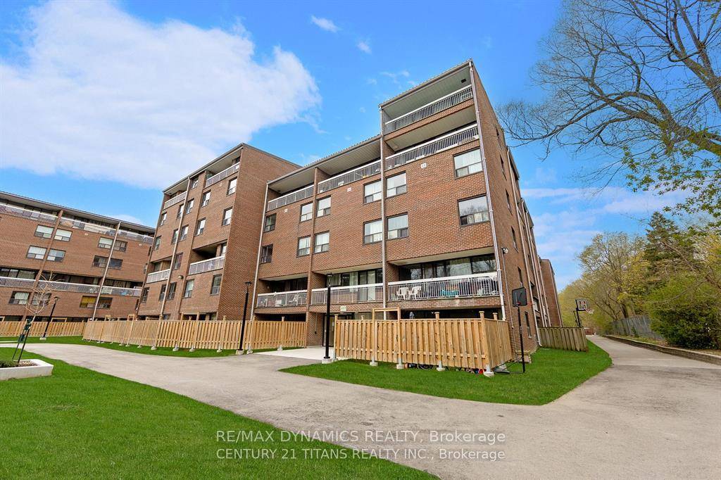 Stunning 2 storey condo in West Hill that offers plenty of space and comfort for your family.