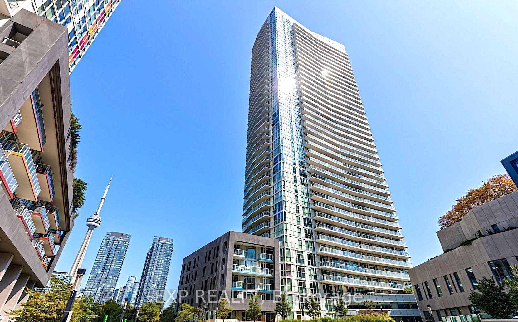 Fully furnished Penthouse suite 47th floor facing CN Tower amp ; Lake Ontario !