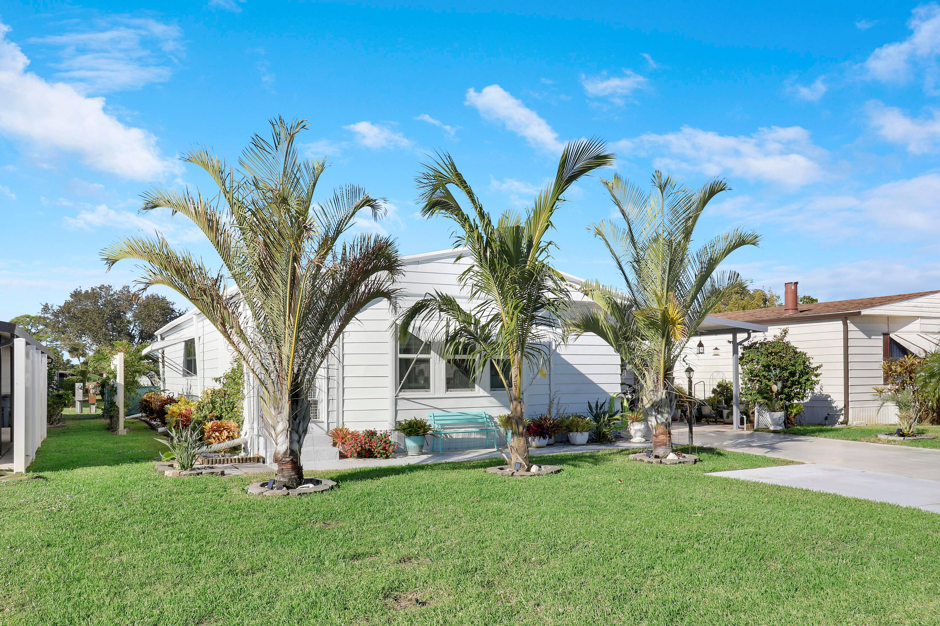 Welcome to your Florida oasis !