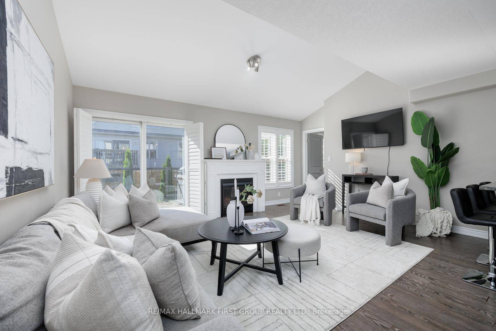 Welcome to The Hartley a beautifully designed bungaloft, built in 2014, offering over 1, 600 sq.