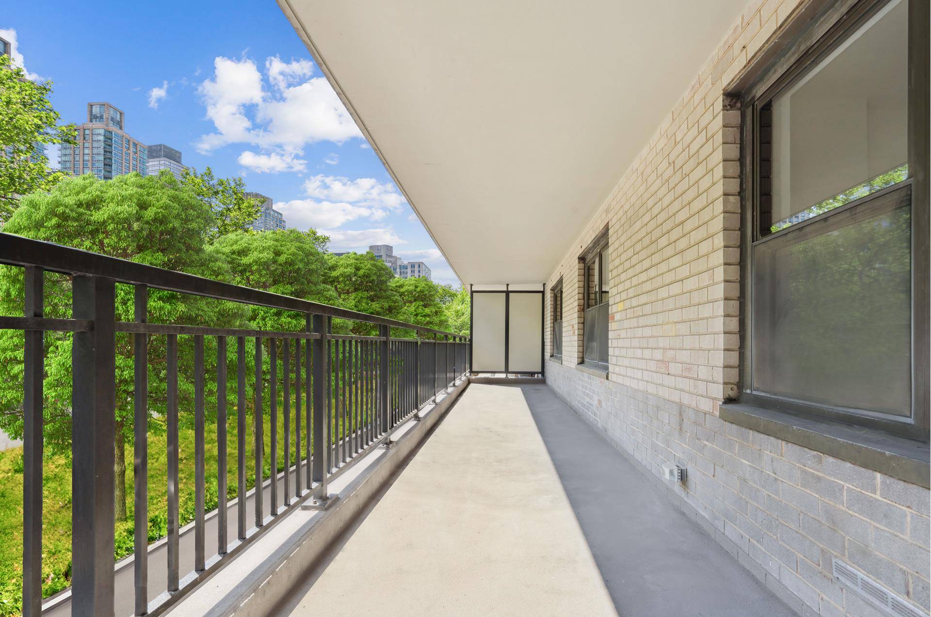 NO BOARD APPROVAL FOR THIS TRIPLE MINT RENOVATED, TOP FLOOR, BR 1BATH COOP W STUNNING, SWEEPING VIEWS amp ; DINING ALCOVE.