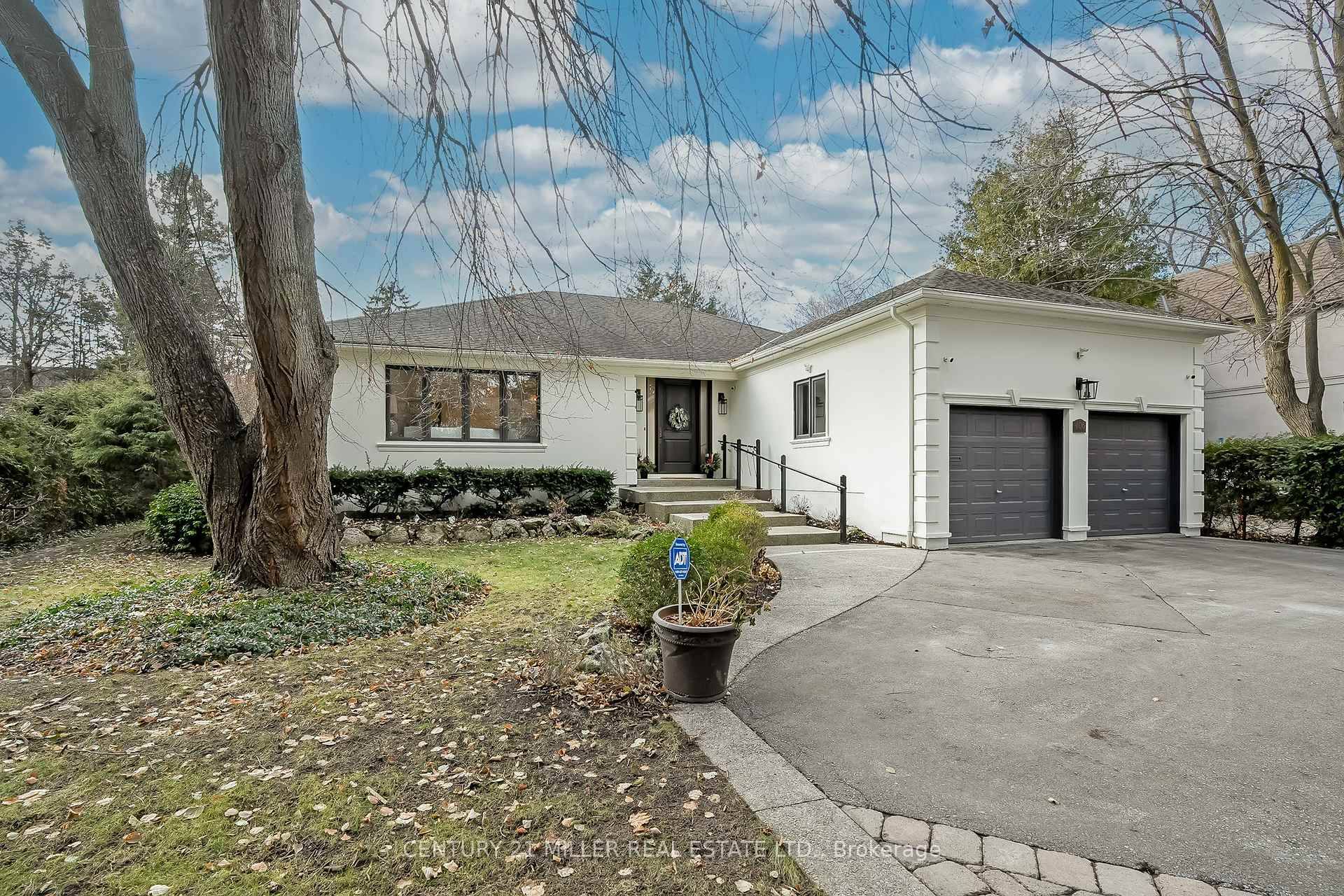 Welcome to 406 Maple Grove, an exceptional and rare find in the coveted Morrison neighbourhood of South East Oakville.
