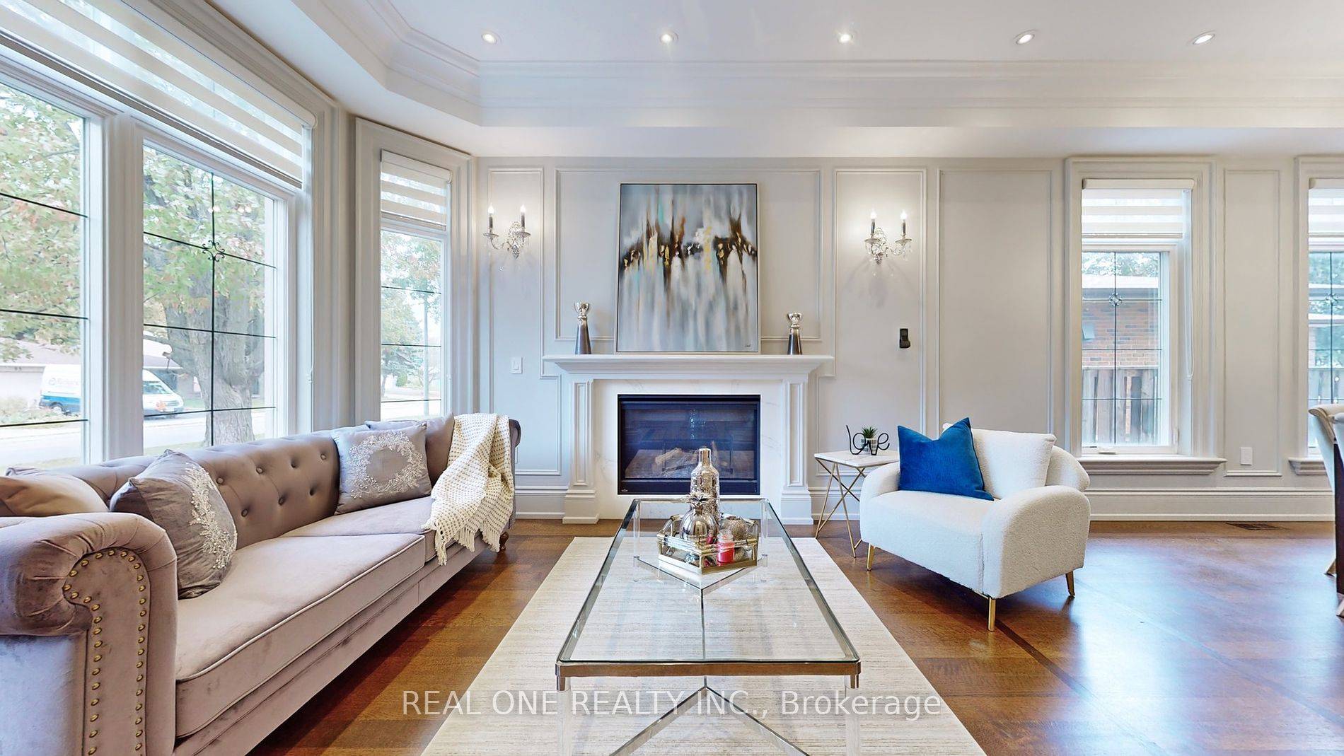 Elegant Custom Built Home Located In The Heart Of Historic Unionville !