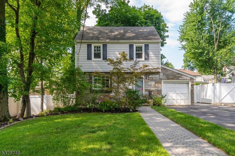 Welcome to this beautifully updated Colonial situated in sought after Livingston neighborhood !