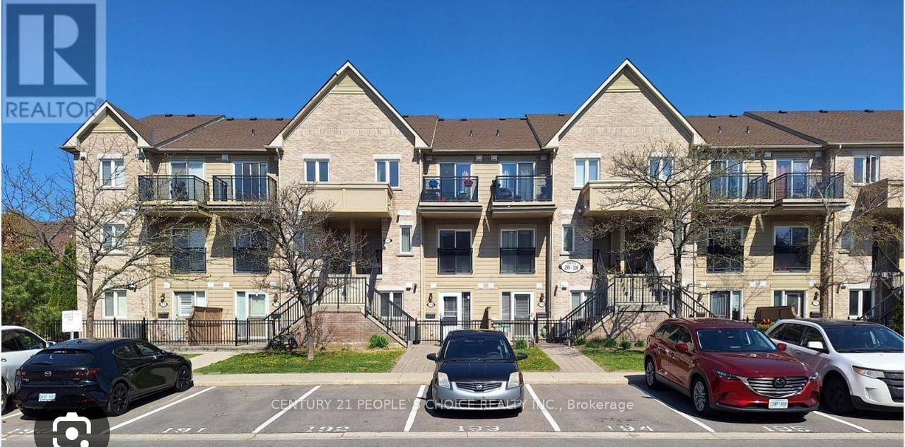 Location ! Fully Renovated Elegance Stack Townhouse in Churchill Meadows ; Fresh paint ; Brand New Laminate Flooring throughout ; Upgraded Kitchen with Marble Countertops and Custom Cabinetry ; Upgraded ...