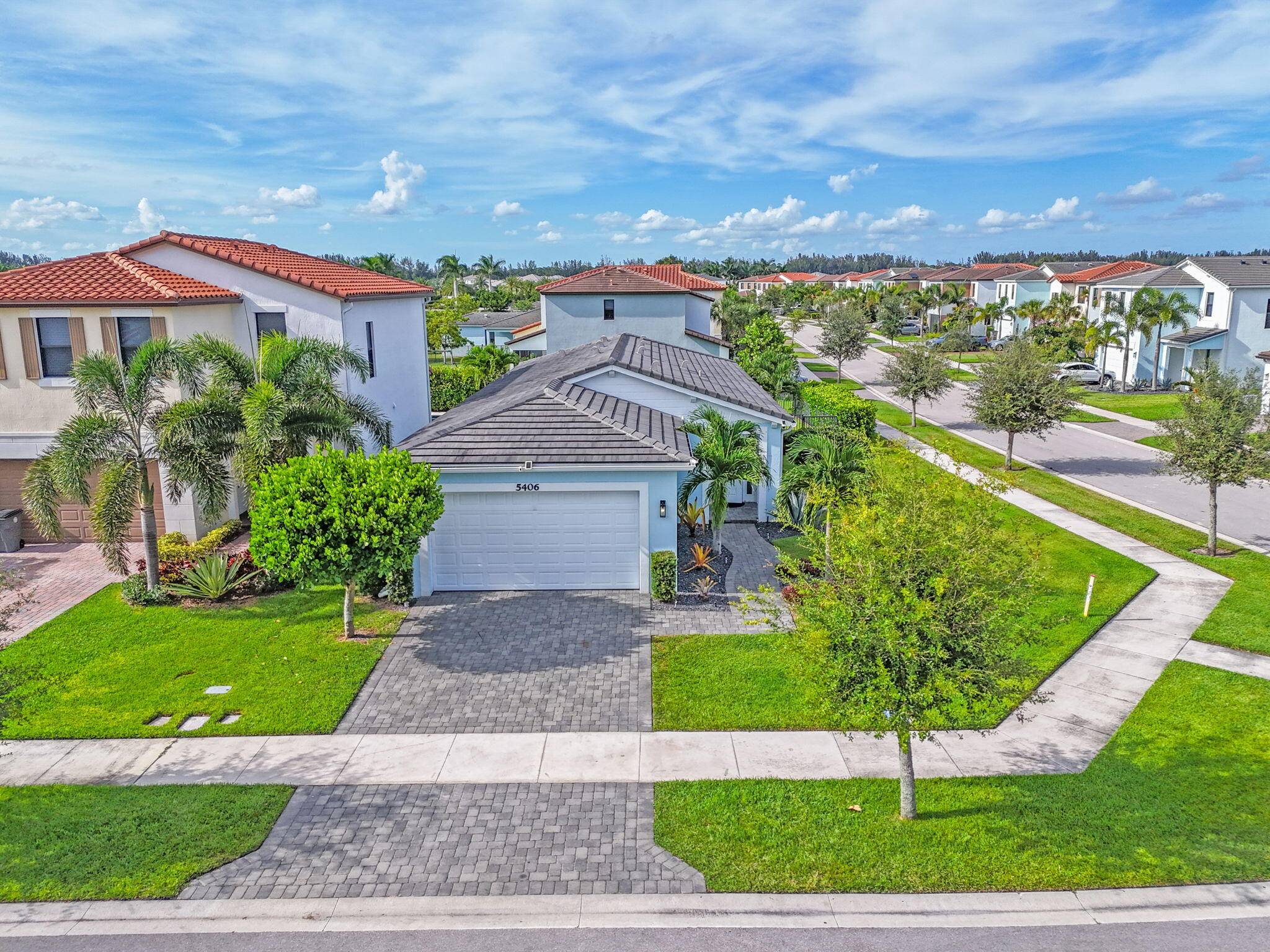 Beautiful West Lake Home Move In Ready !