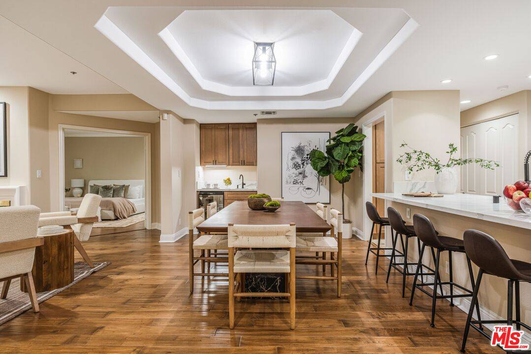 575  S Barrington Ave 2BR Brentwood La