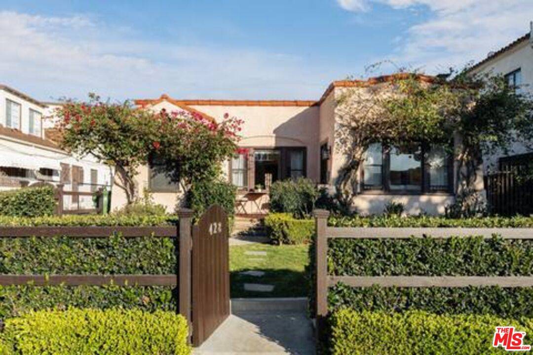 428  N Alta Vista Blvd 2BR Hancock Park La