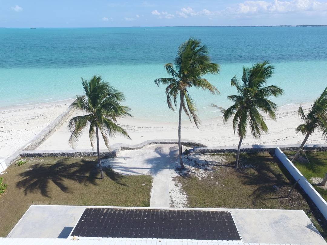 BLUE CRAB BEACH HOME Single Family Home Abaco