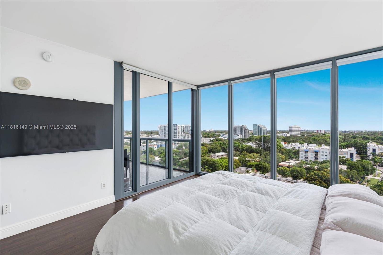 OCEAN VIEW 2 Bed 2. 5 Bath, with front and back windows offering extensive natural light and air flow.