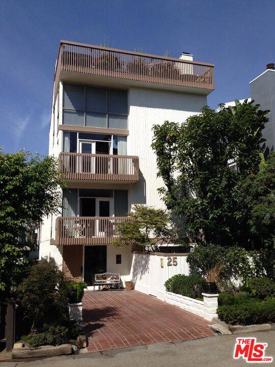 25 PRIVATEER ST 2BR Marina Del Rey La