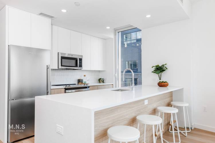 540 Waverly, one of Clinton Hill s newest luxury buildings.