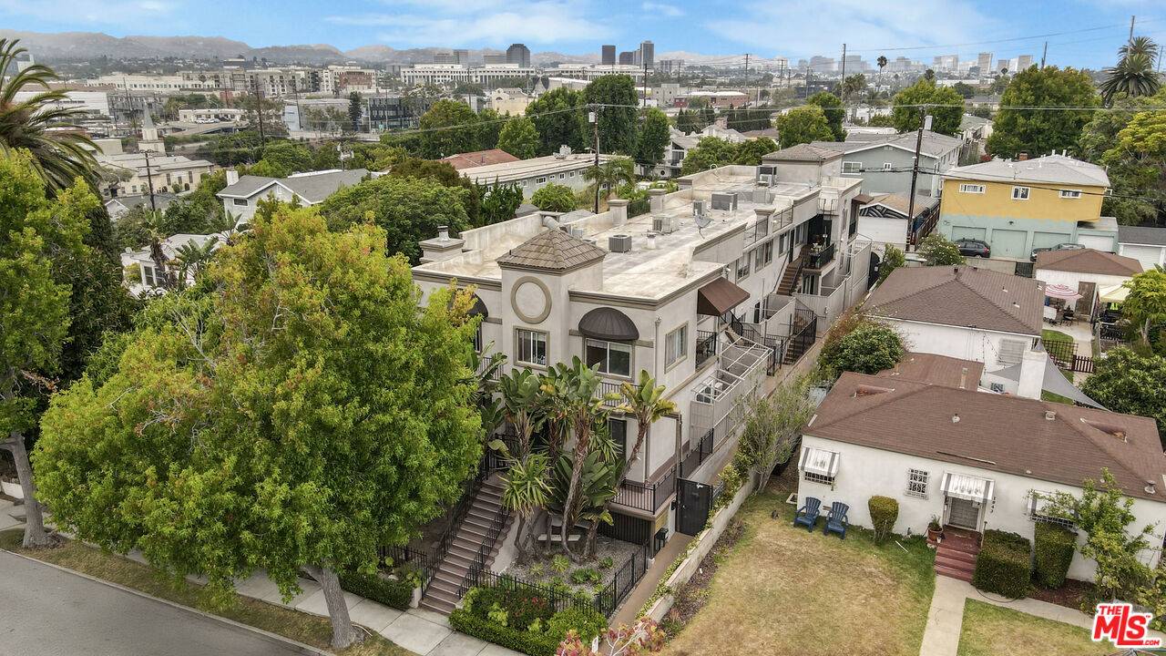 1837   18th St 15BR Santa Monica La