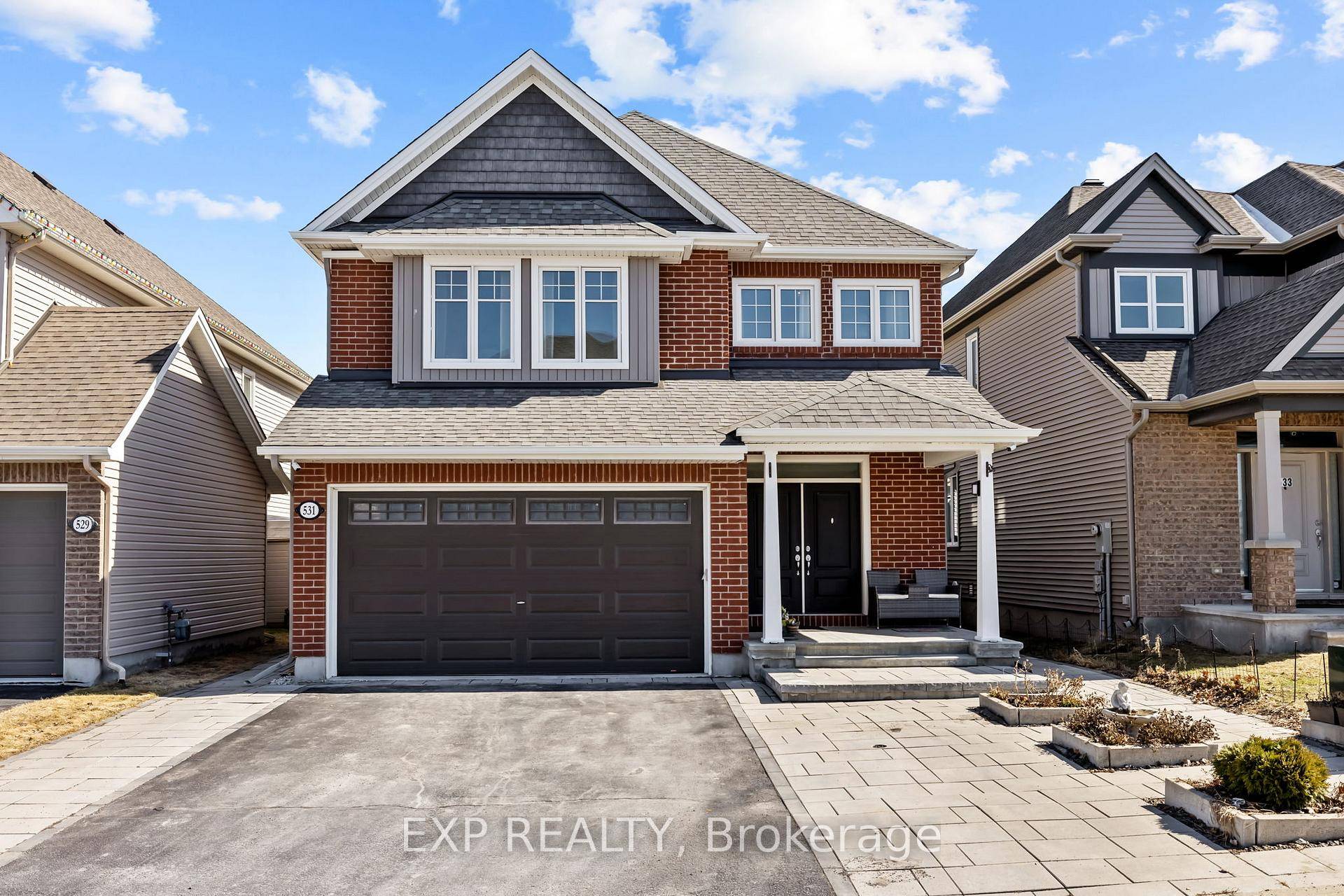 LEGAL 2 BED 2 BATH IN LAW SUITE MORTGAGE HELPER PREPARE TO FALL IN LOVE with this spacious and stunning detached single family home in the highly sought after Poole ...