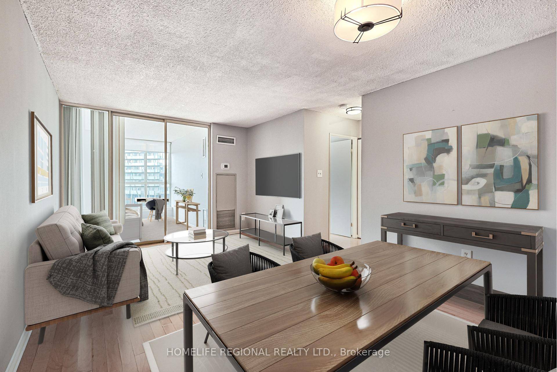 Welcome ! A spacious 676 sq.