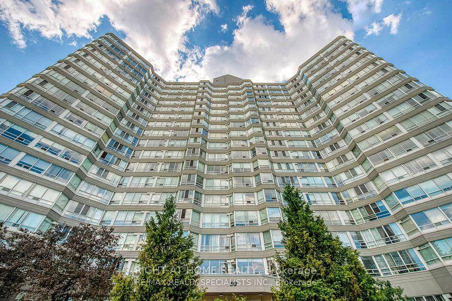 Luxurious And Stunning, Completely Renovated Unit with Breathtaking Sunset View in Reputable Californian Condos !