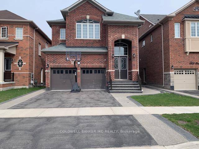 This spacious 2 bedroom basement suite is located in a family friendly neighborhood, Close to grocery shopping, restaurants, and other amenities.