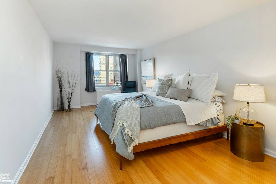 This spacious and move in ready two bedroom, two bathroom home at the luxurious Winston Churchill offers an ideal combination of style, comfort, and convenience.