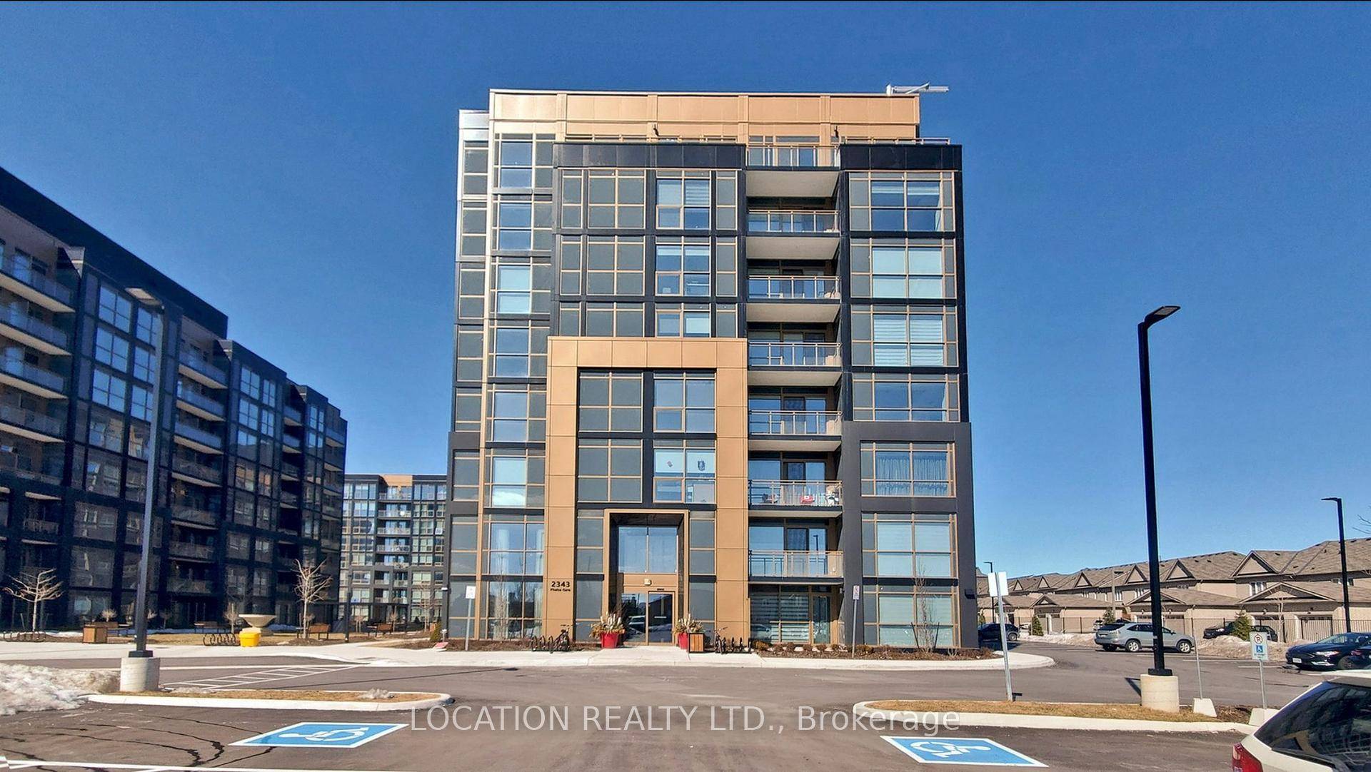 Welcome to NUVO Condos A Modern 2 Bedroom, 2 Bathroom Suite in the Heart of Oakville !