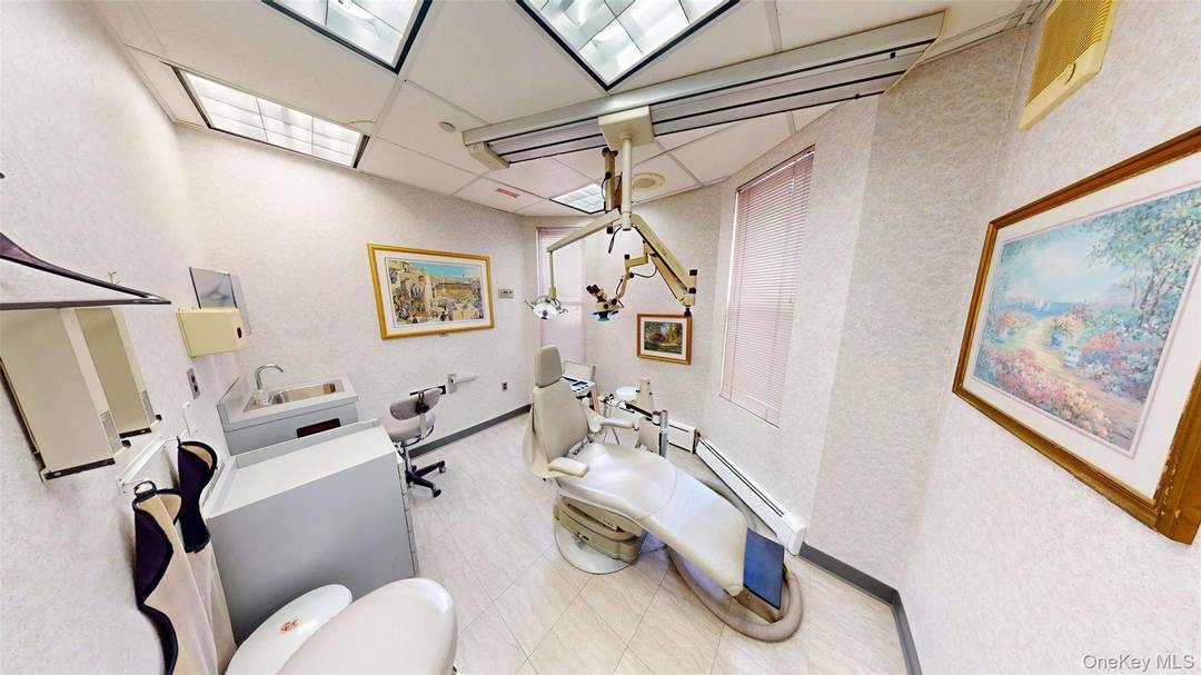 AAA Location, High end professional office space available for lease with great visibility, prime location, heavily traveled street, ready to move in.