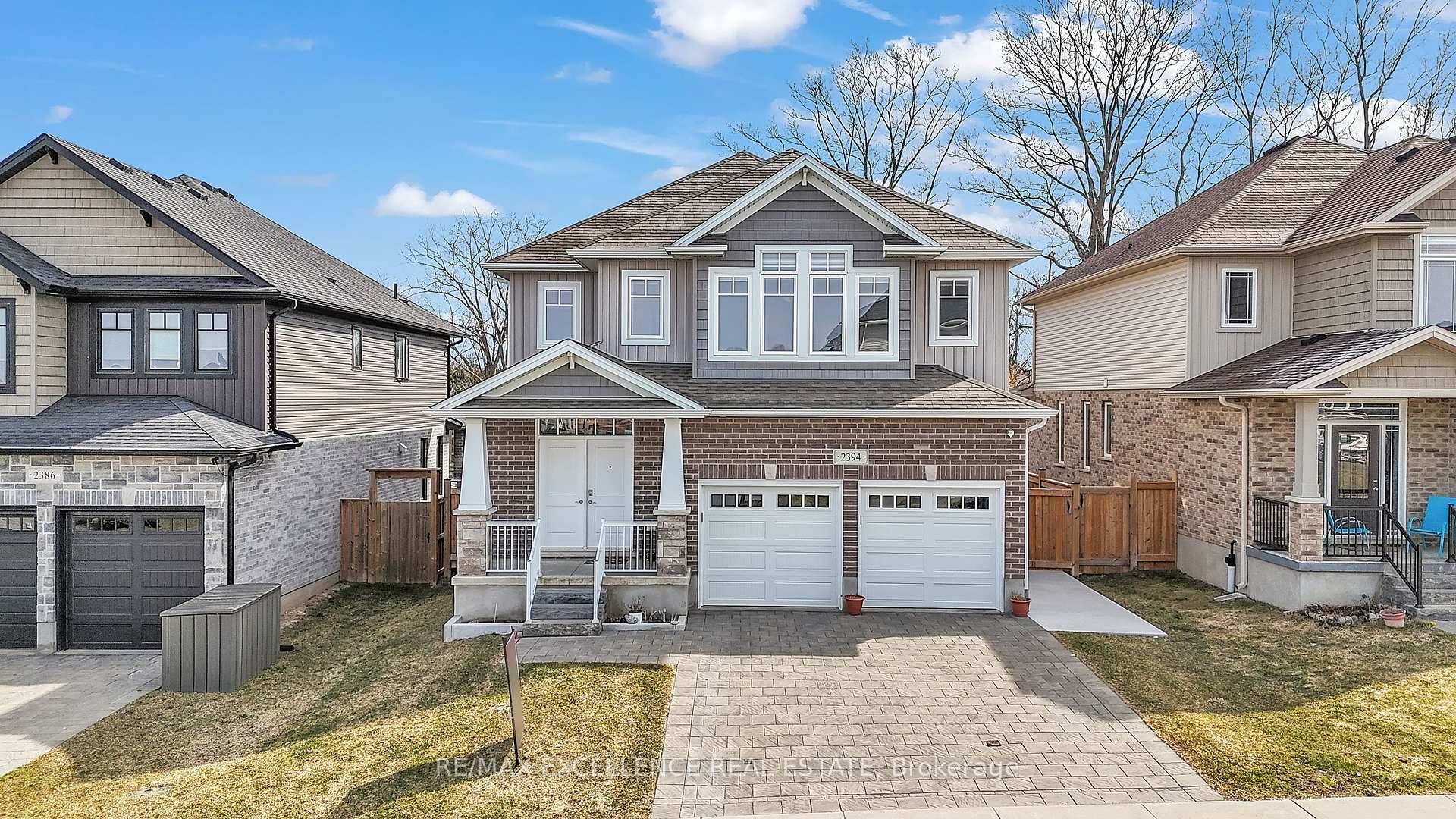 Nestled in South Londons prestigious Victoria on the River community, 2394 Leeds Crossing Close is a stunning 6 year old detached 2 storey home offering approximately 2, 800 sq.