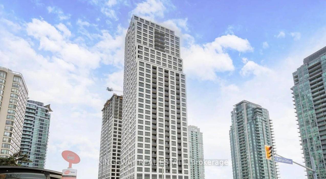 New 1 Bed Den Condo in the Heart of Mississauga Modern south facing unit with 9 ft ceilings, open concept living, and a sleek kitchen with quartz countertops.