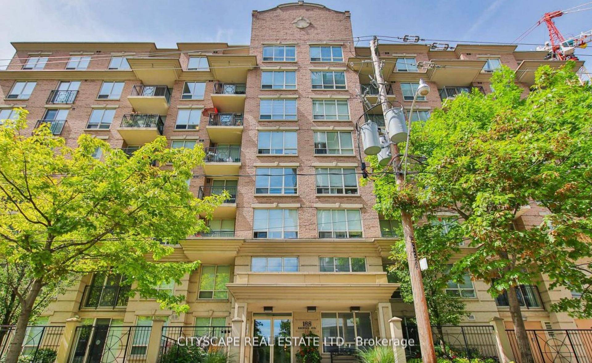 Beautiful 2 Bed 2 Bath Penthouse Unit In An 8 Storey Boutique Building In Mid Town.