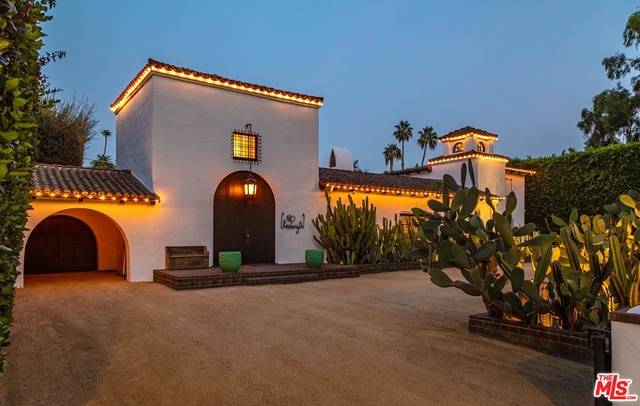 820 N Roxbury Dr Beverly Hills Post Office | B.H.P.O. LA