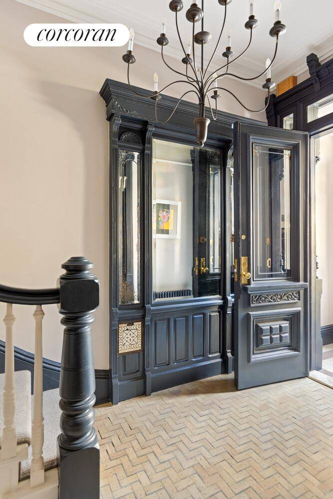 Photos are preview shots !